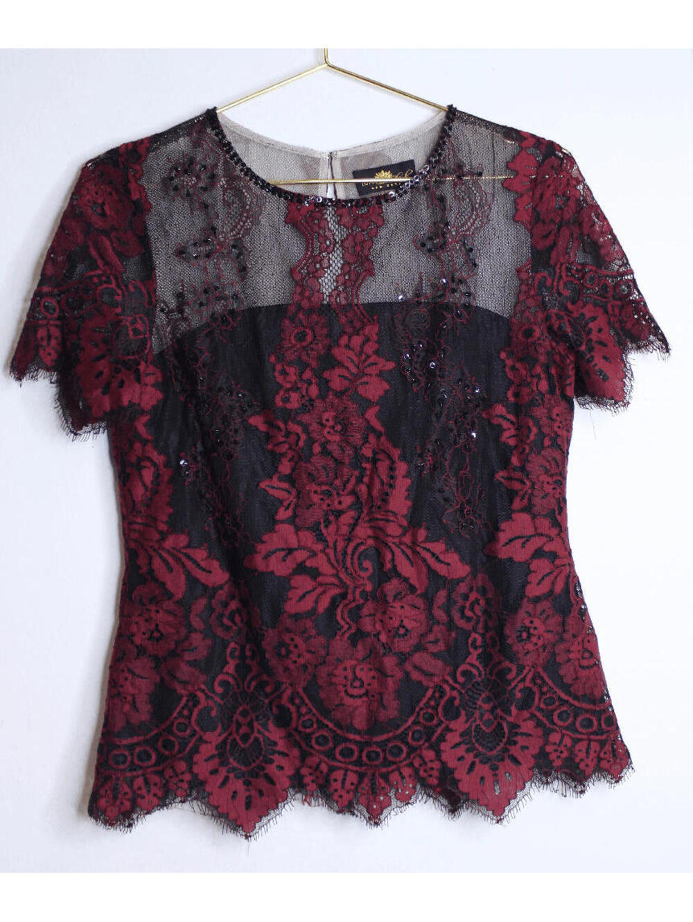 Black Red Eyelash Lace Short Sleeve Vampy Blouse - 8